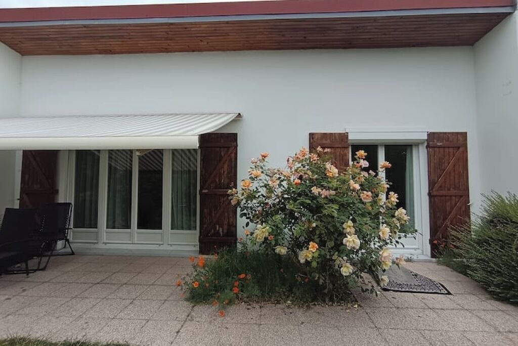 Photo of Outdoor in Nemours
