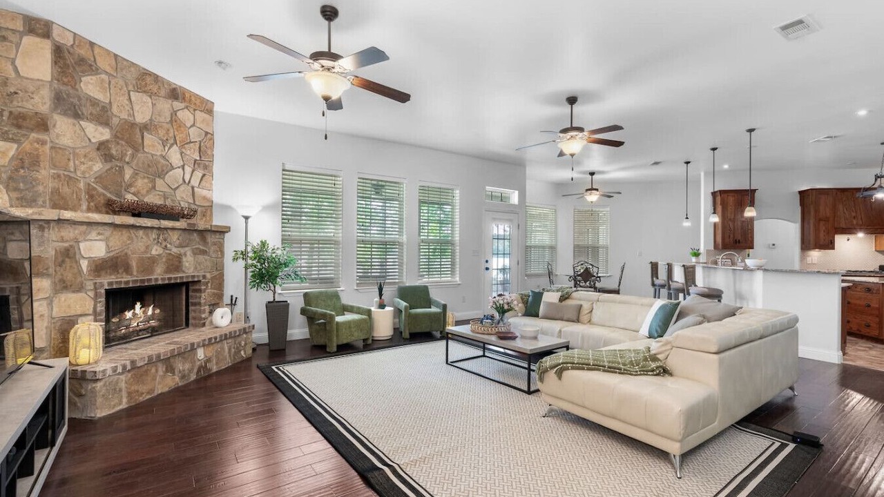 Photo of Livingroom in Dogwood