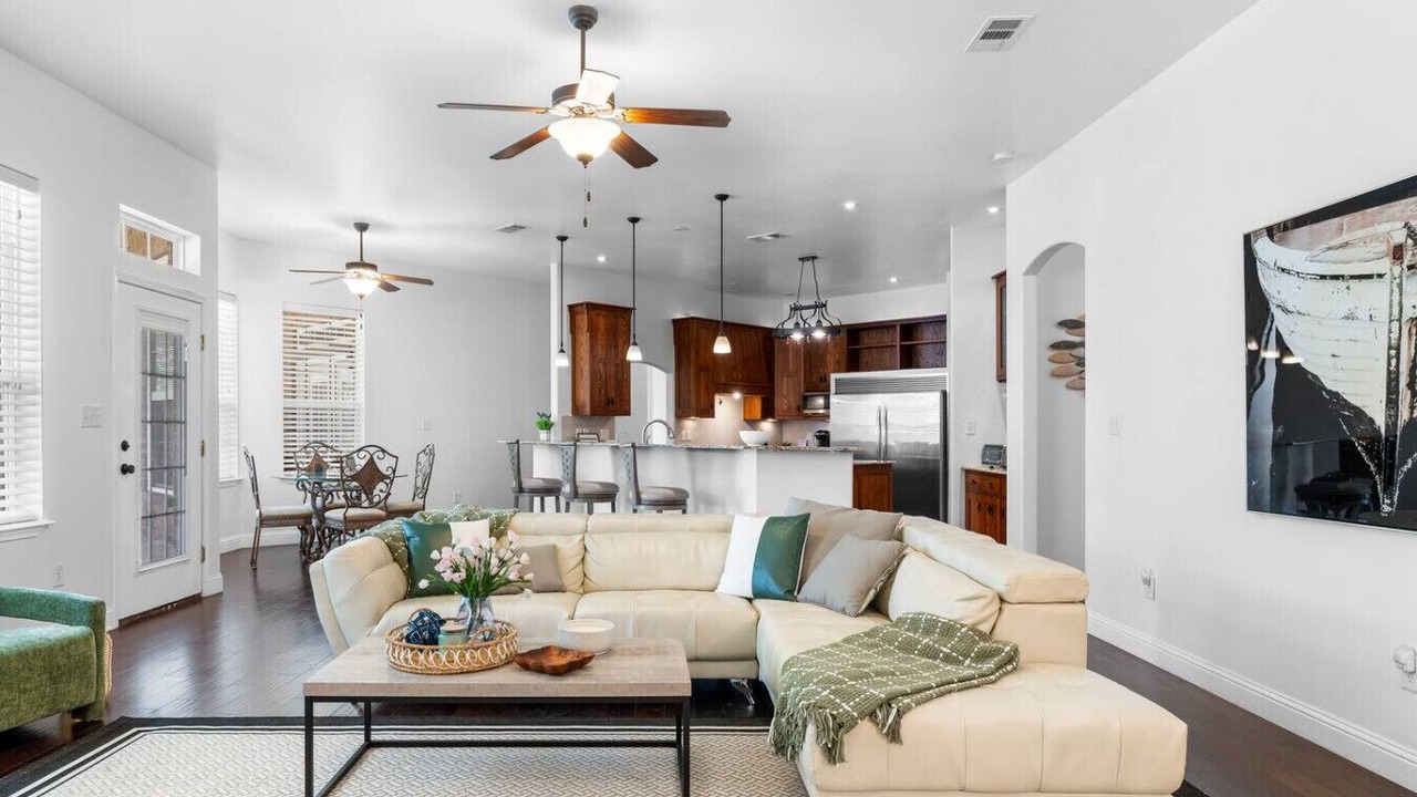 Photo of Livingroom in Dogwood