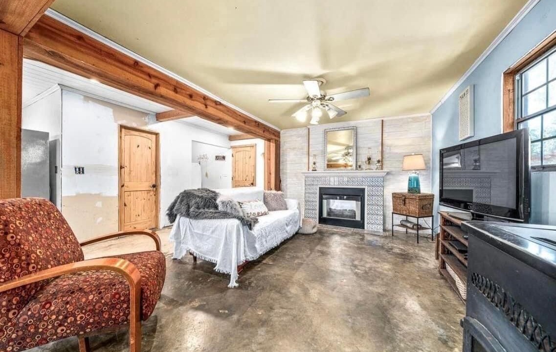 Photo of Livingroom in Waldron