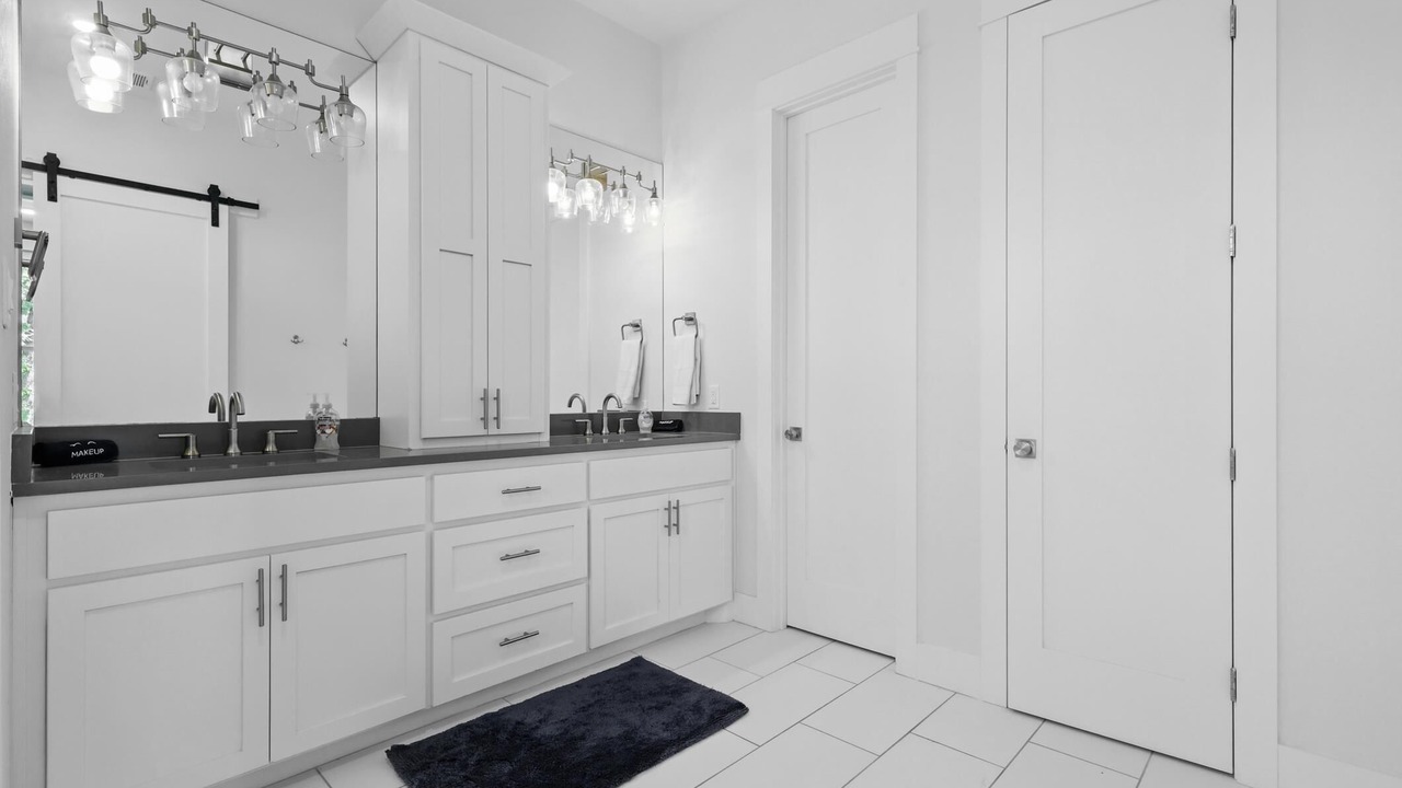 Photo of Bathroom in Malakoff