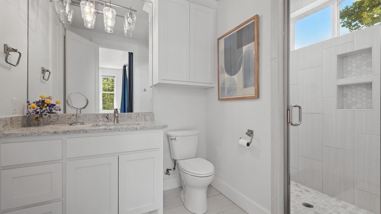 Photo of Bathroom in Malakoff