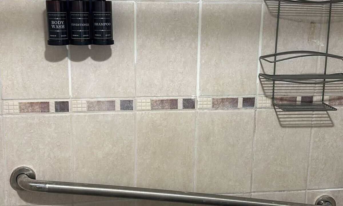 Photo of Bathroom in Bonanza