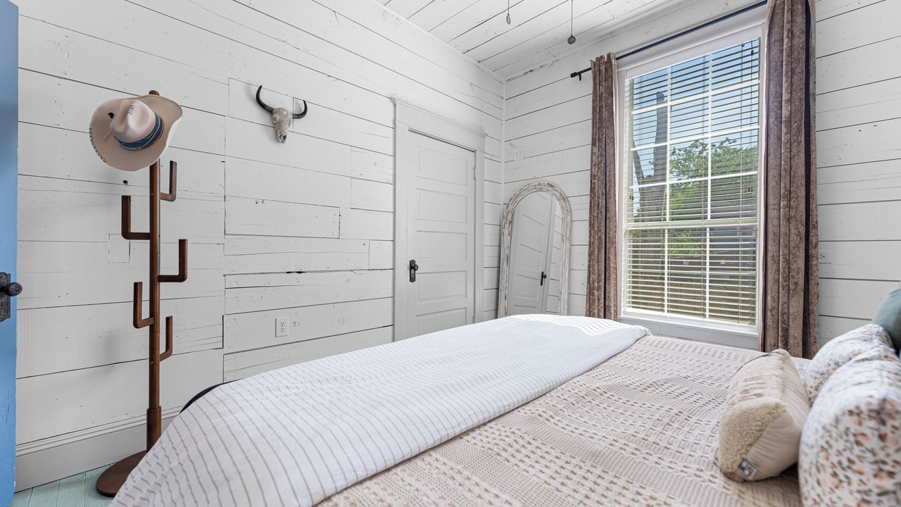 Photo of Bedroom in North Waco