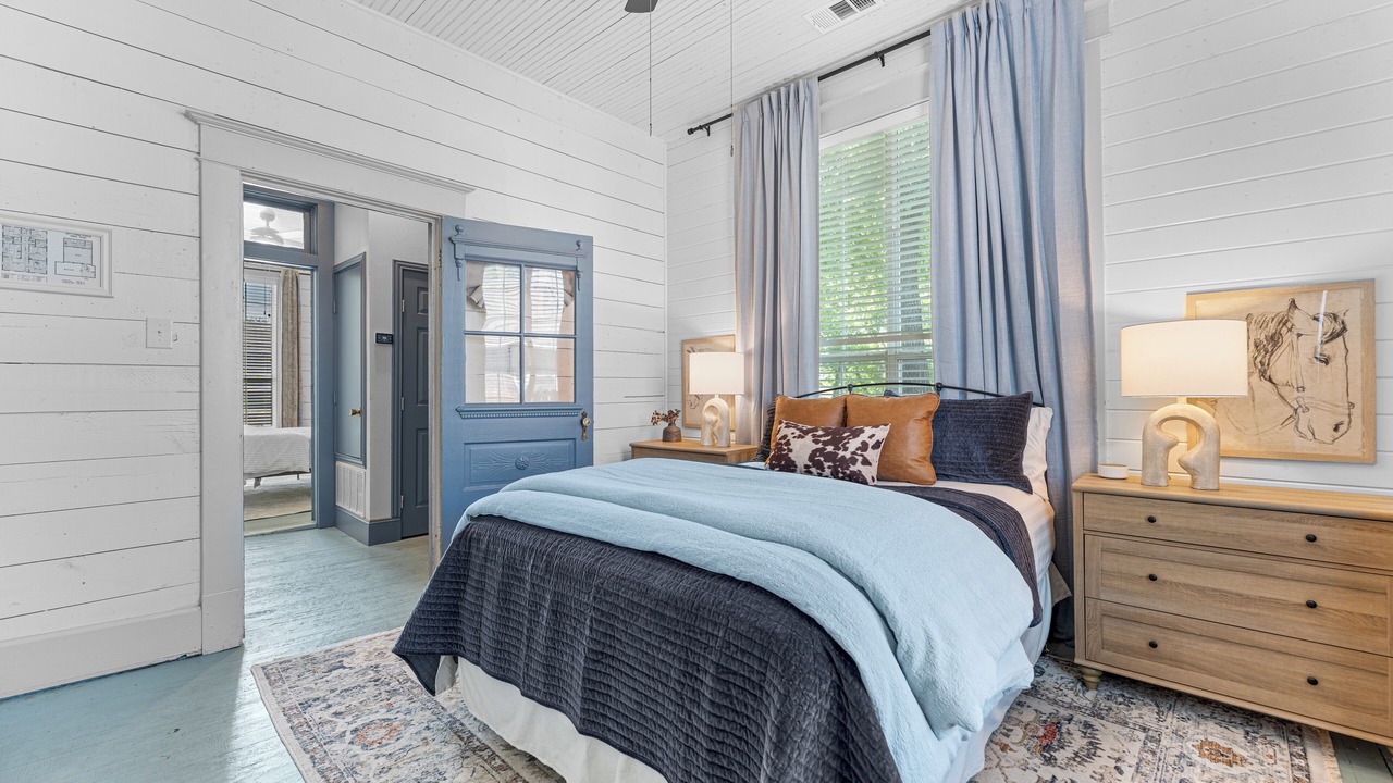 Photo of Bedroom in North Waco