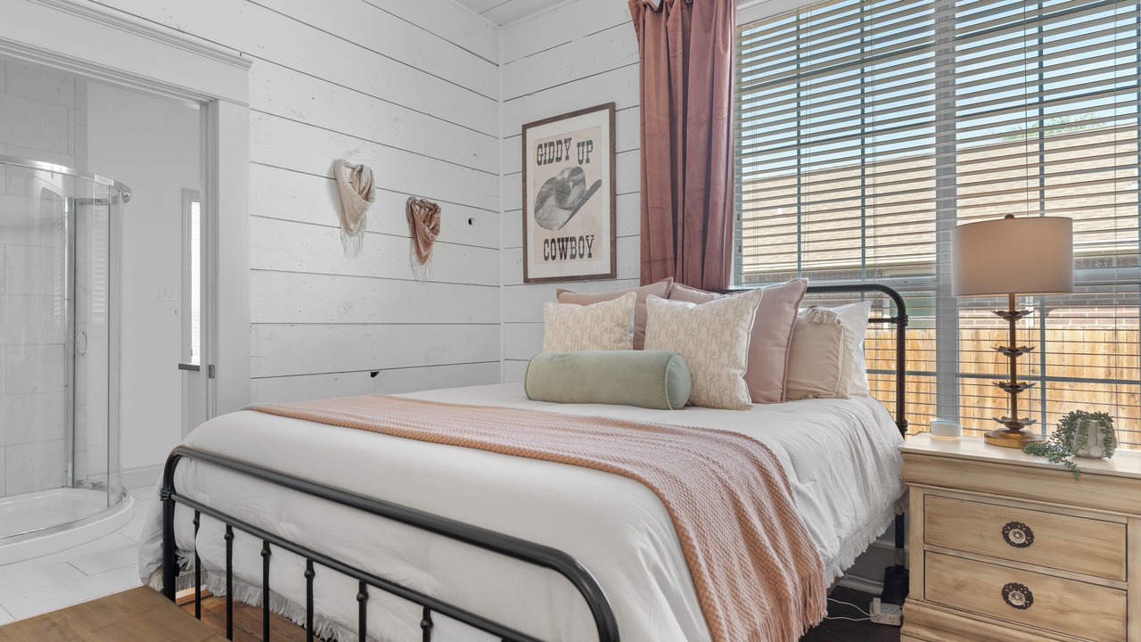 Photo of Bedroom in North Waco