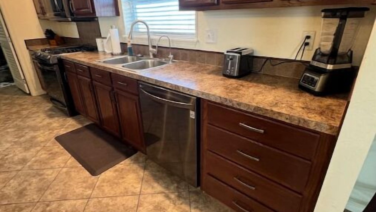 Photo of Kitchen in Newkirk