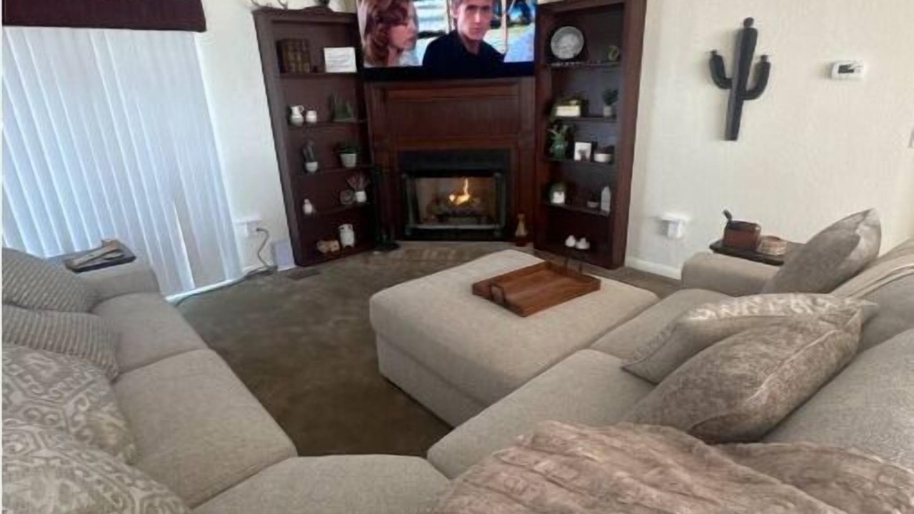 Photo of Livingroom in Newkirk