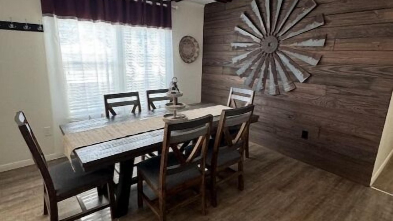 Photo of Others in Newkirk