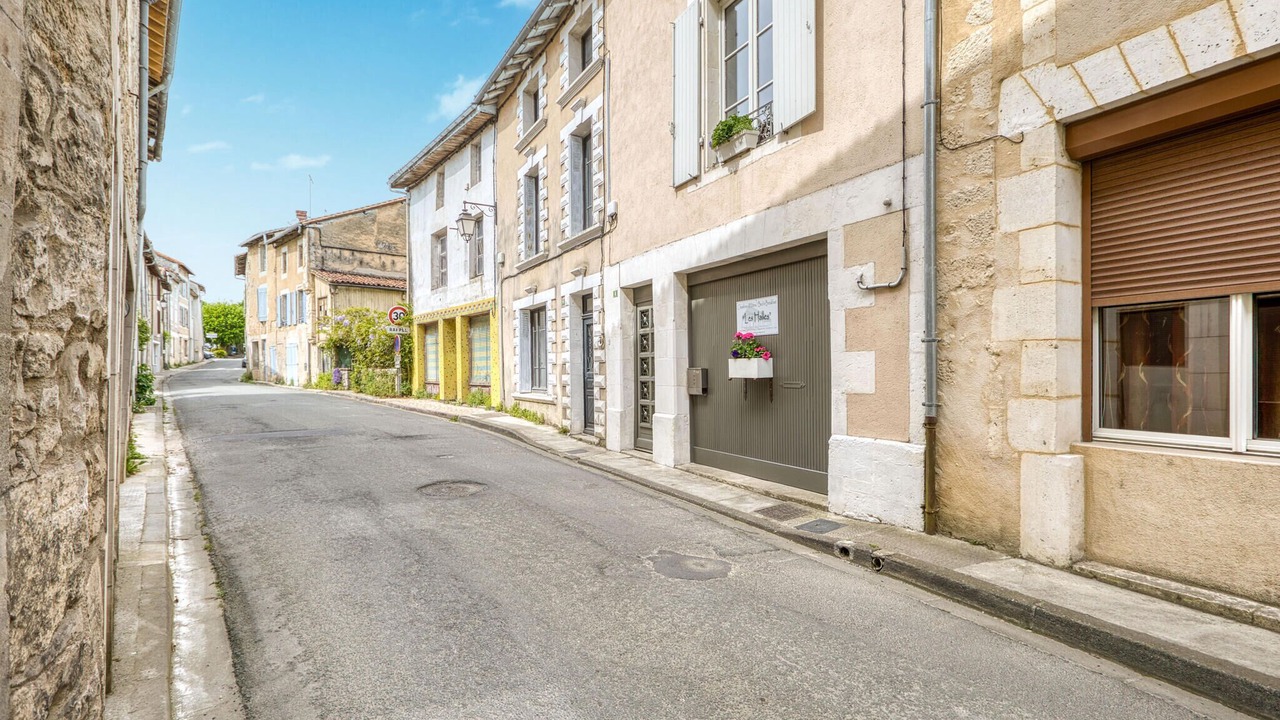 Photo of Others in Verteuil-sur-Charente