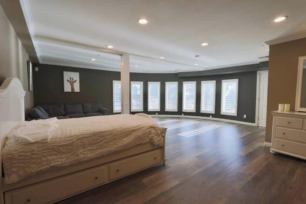 Photo of Bedroom in Santa Ana