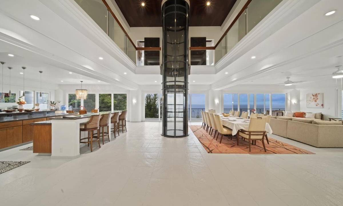 Photo of Others in Ninole