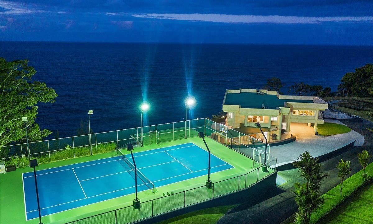 Photo of Others in Ninole