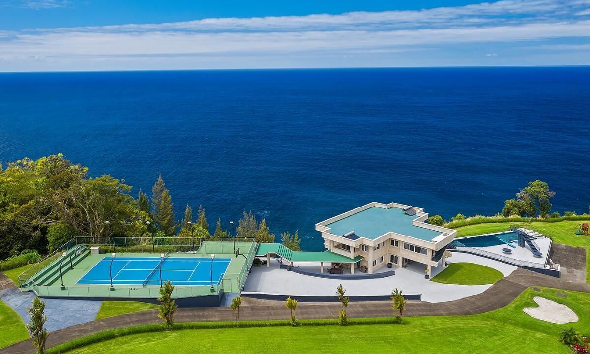 Photo of Others in Ninole