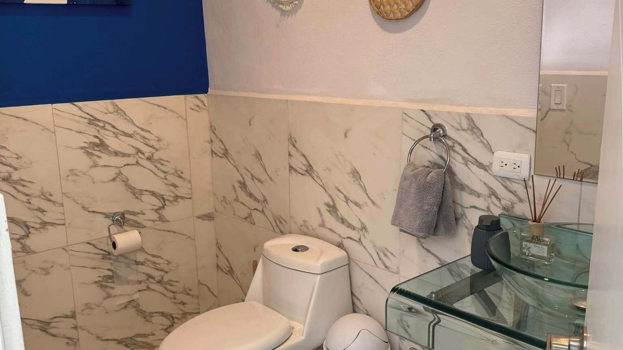 Photo of Bathroom in La Joya