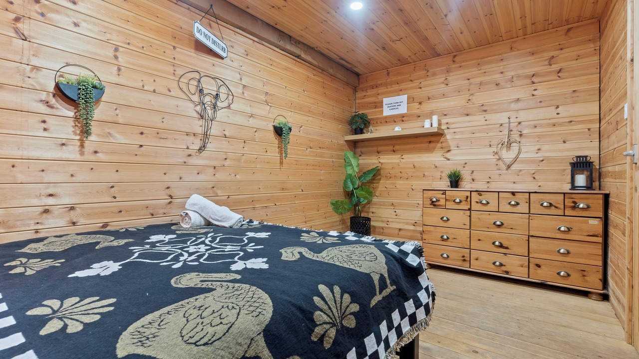 Photo of Bedroom in Kidderminster