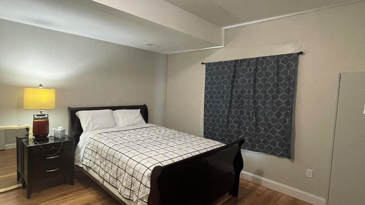 Photo of Bedroom in St. Robert