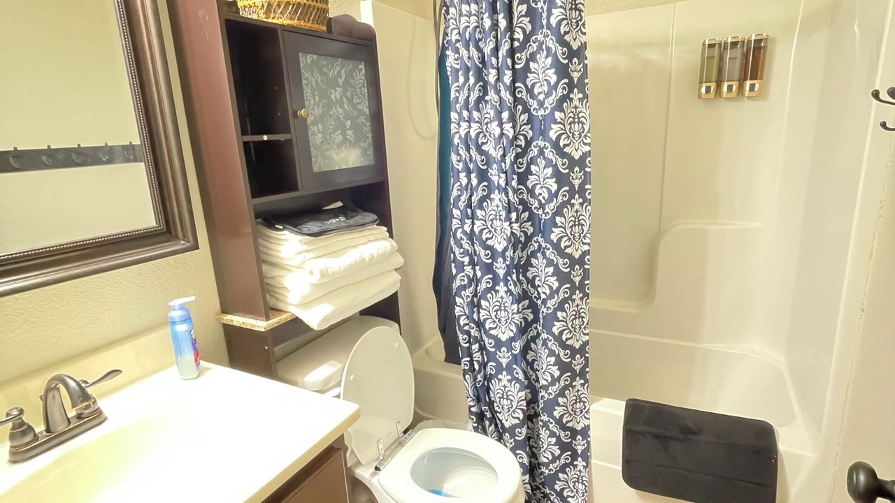 Photo of Bathroom in St. Robert
