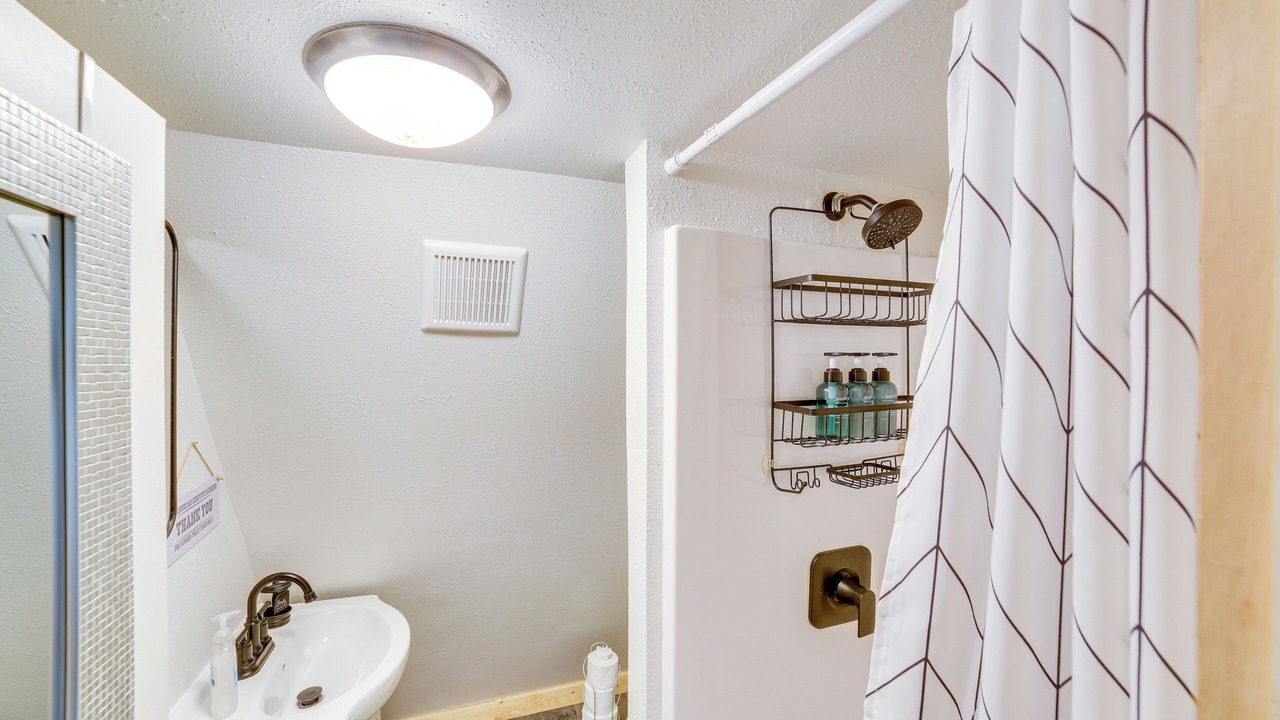 Photo of Bathroom in Rockaway Beach