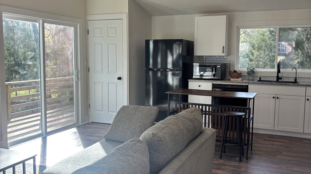 Photo of Livingroom in Enchanted Oaks