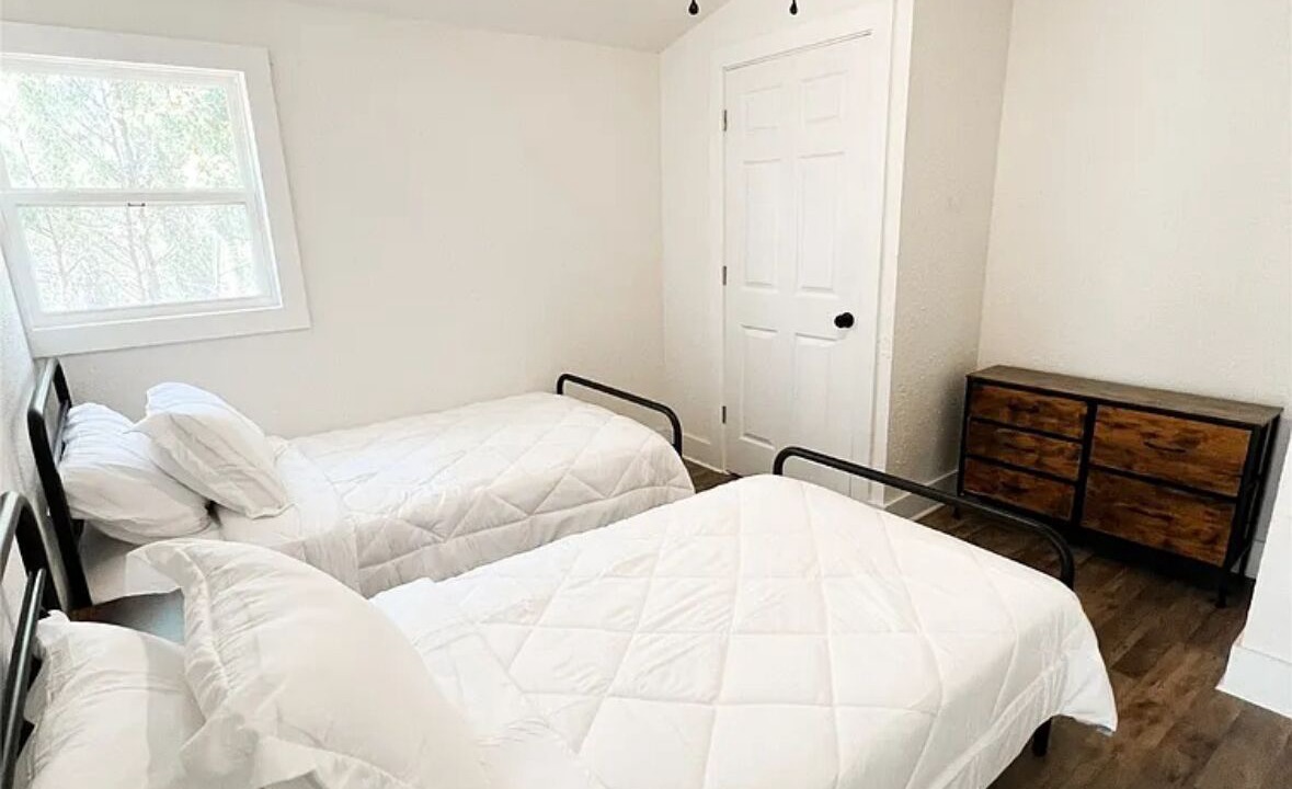 Photo of Bedroom in Enchanted Oaks