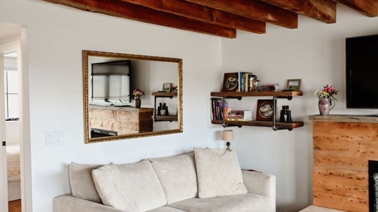 Photo of Livingroom in Suttons Bay
