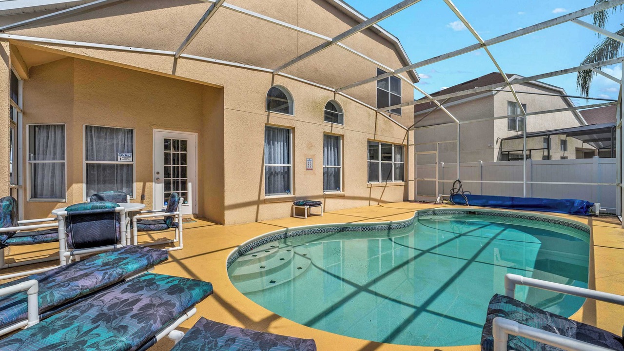 Photo of Outdoor in Lake Davenport Estates