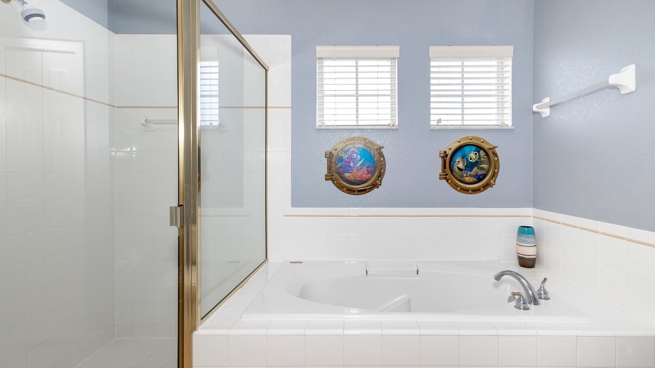 Photo of Bathroom in Bahama Bay