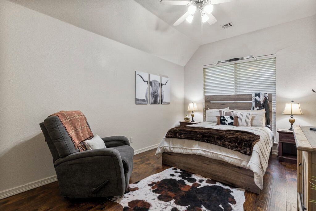Photo of Bedroom in Bixby