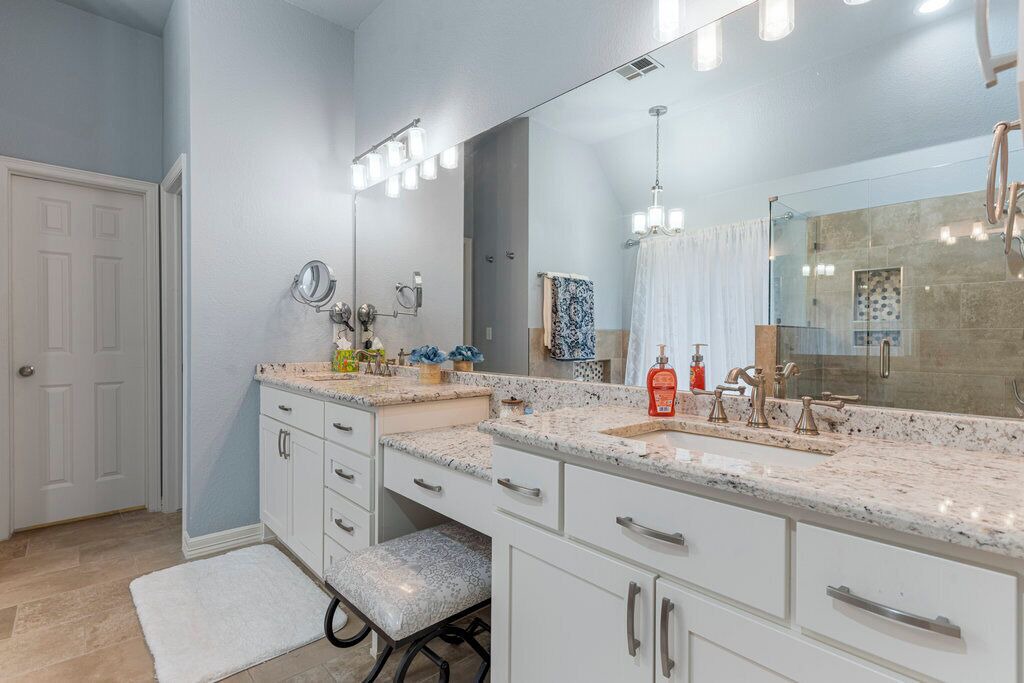 Photo of Bathroom in Bixby