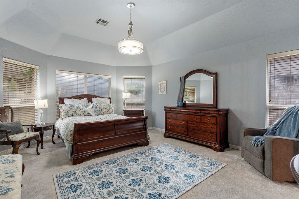 Photo of Bedroom in Bixby