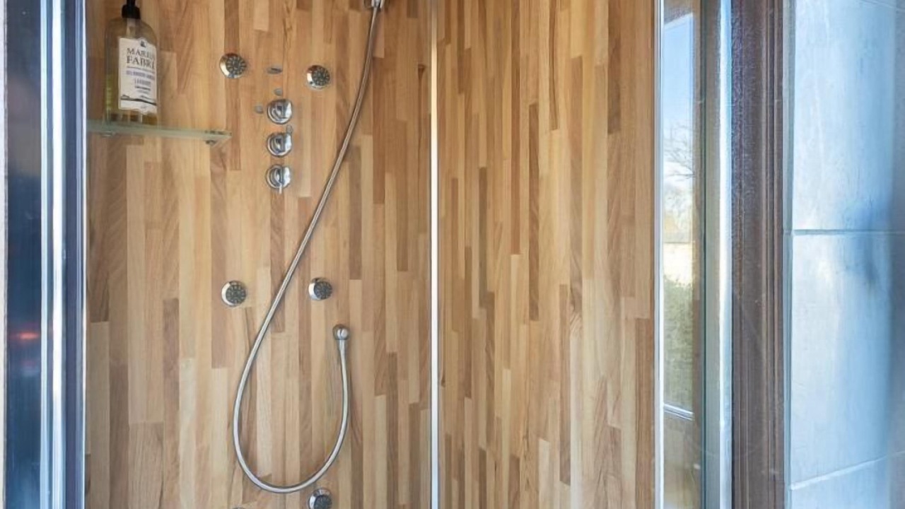 Photo of Bathroom in Vernines