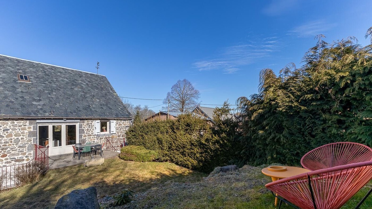 Photo of Outdoor in Vernines