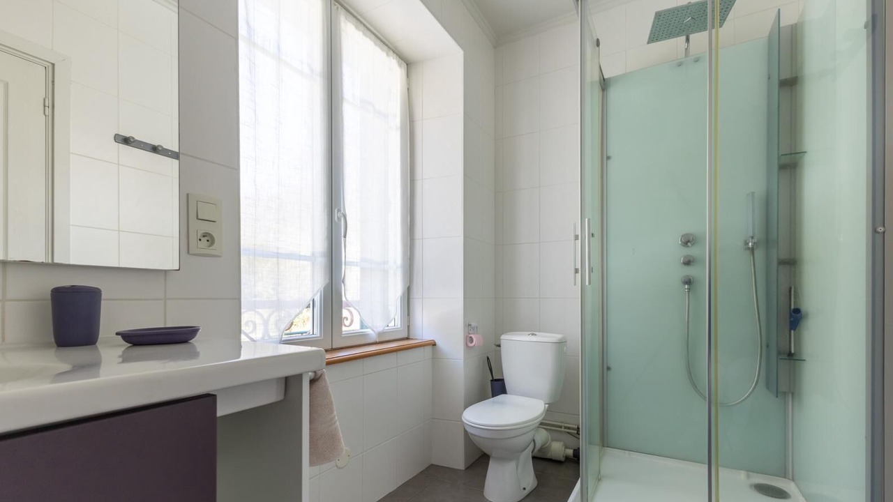 Photo of Bathroom in Jassat