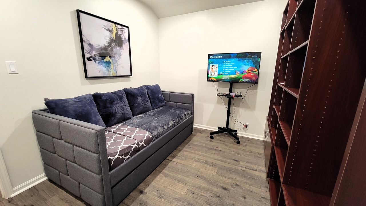 Photo of Livingroom in Beverly Hills
