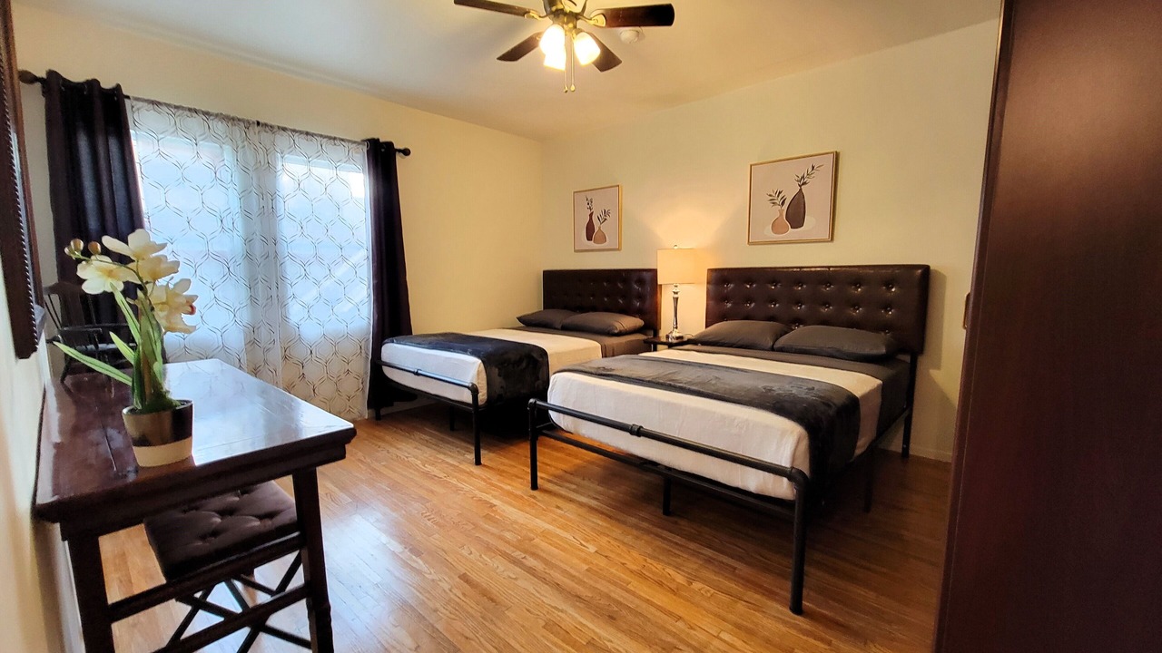 Photo of Bedroom in Beverly Hills