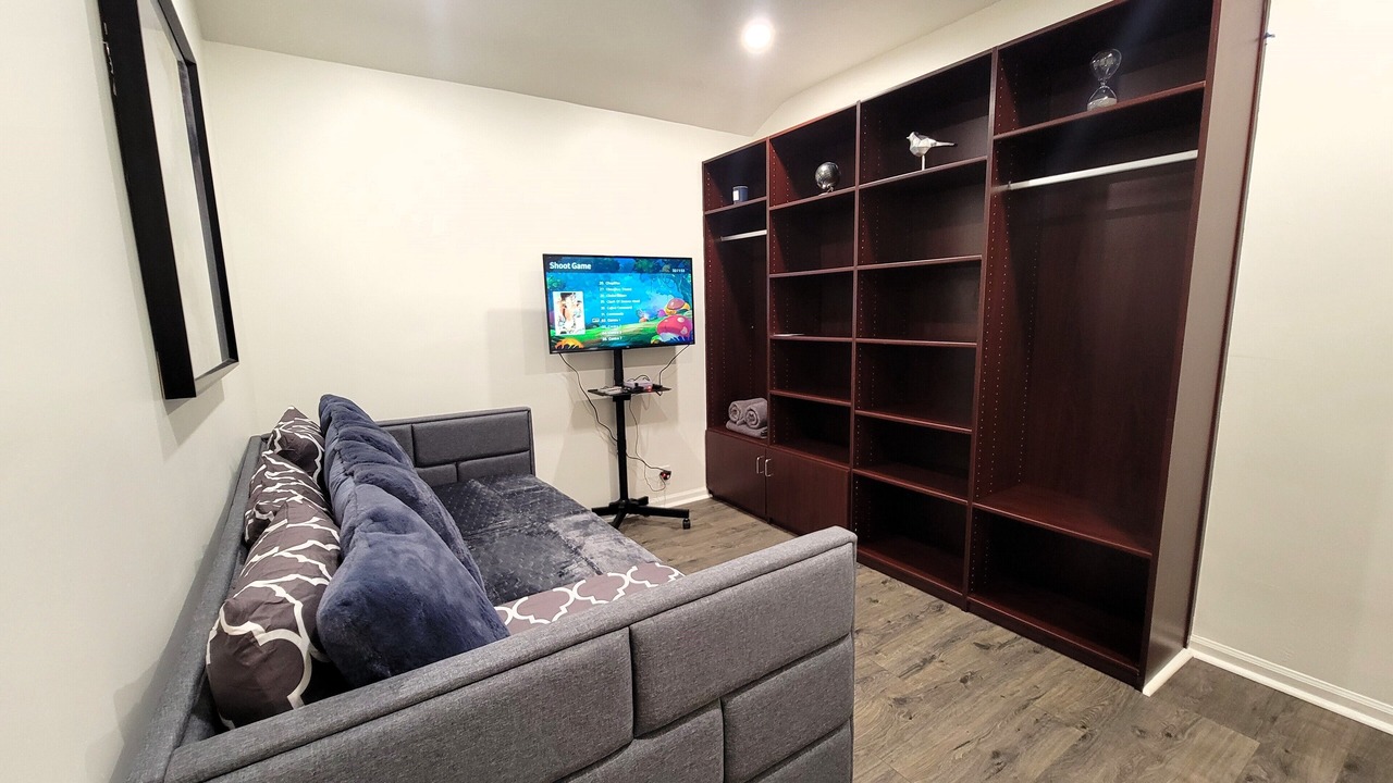Photo of Livingroom in Beverly Hills