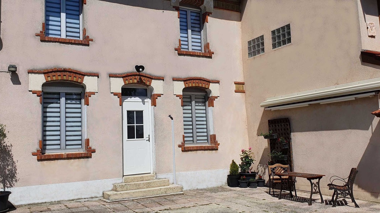 Photo of Outdoor in Saint-Euphraise-et-Clairizet