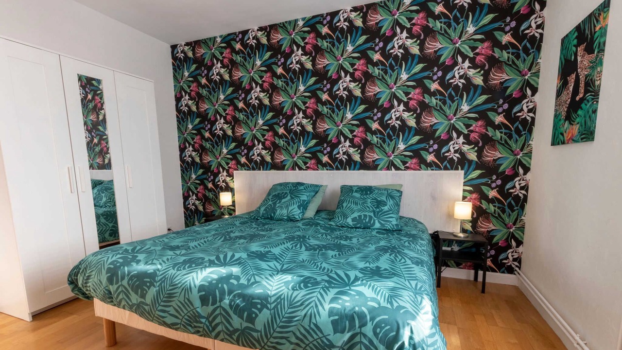 Photo of Bedroom in Saint-Euphraise-et-Clairizet