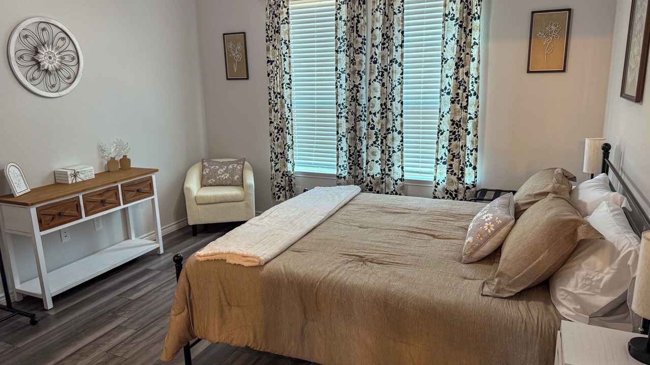 Photo of Bedroom in Wellborn
