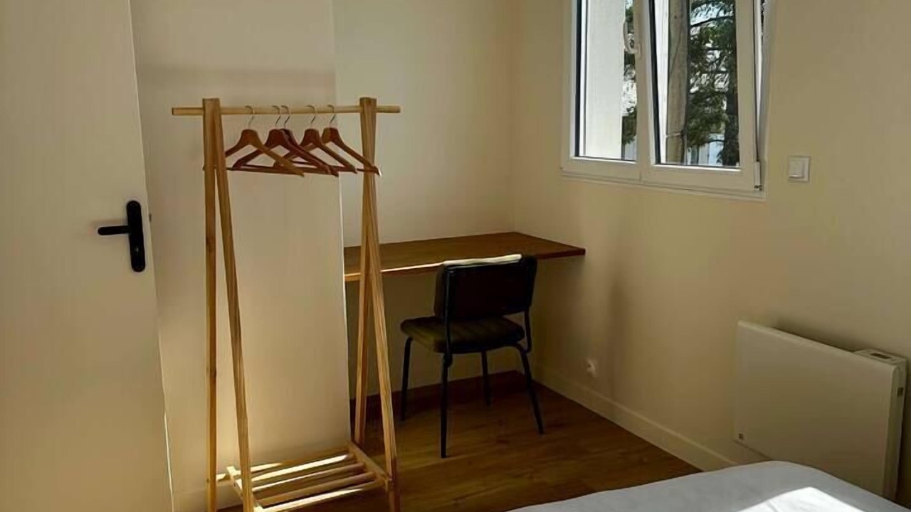 Photo of Bedroom in Justices