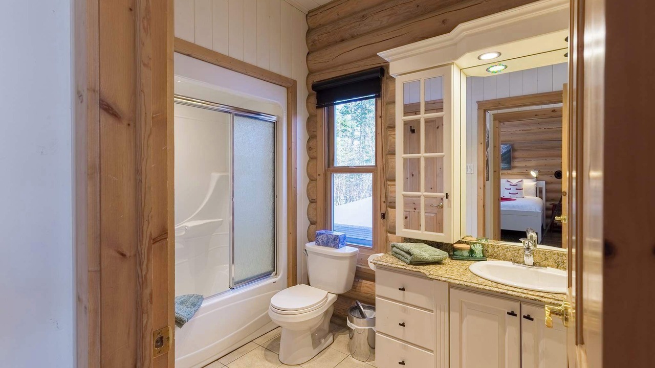 Photo of Bathroom in Fiddler Lake Resort