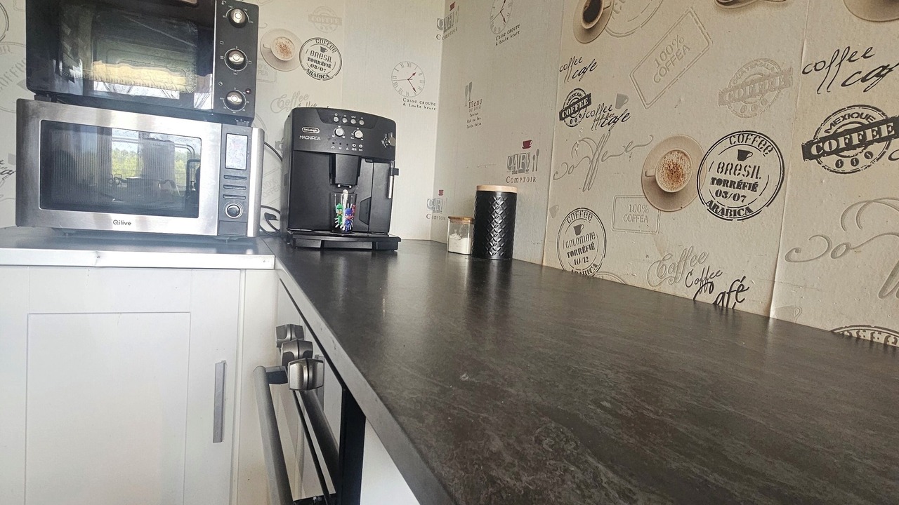 Photo of Kitchen in Center