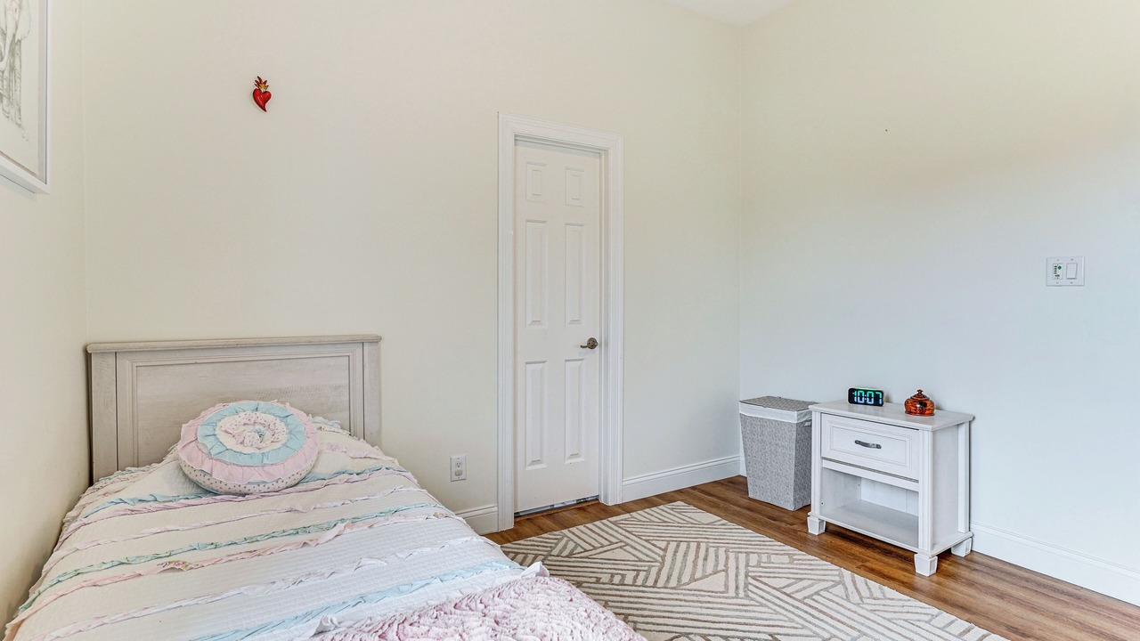 Photo of Bedroom in Tarrant County