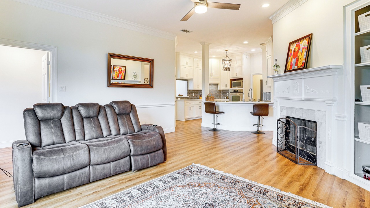 Photo of Livingroom in Tarrant County