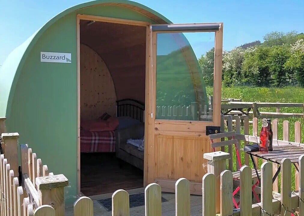 Photo of Others in Kingswood