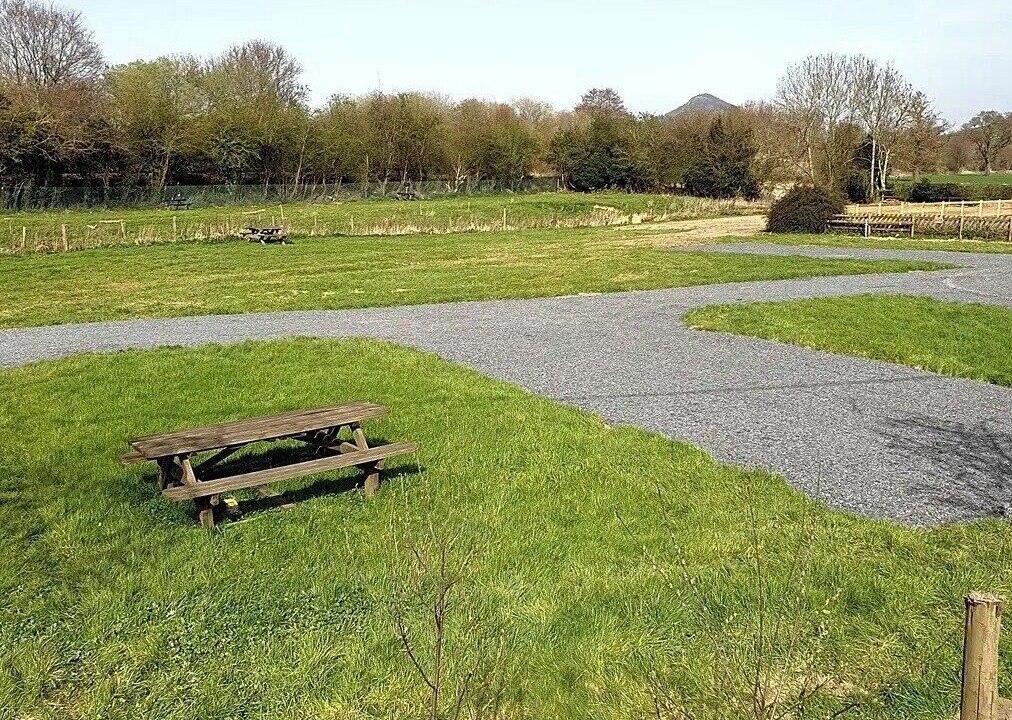 Photo of Others in Kingswood