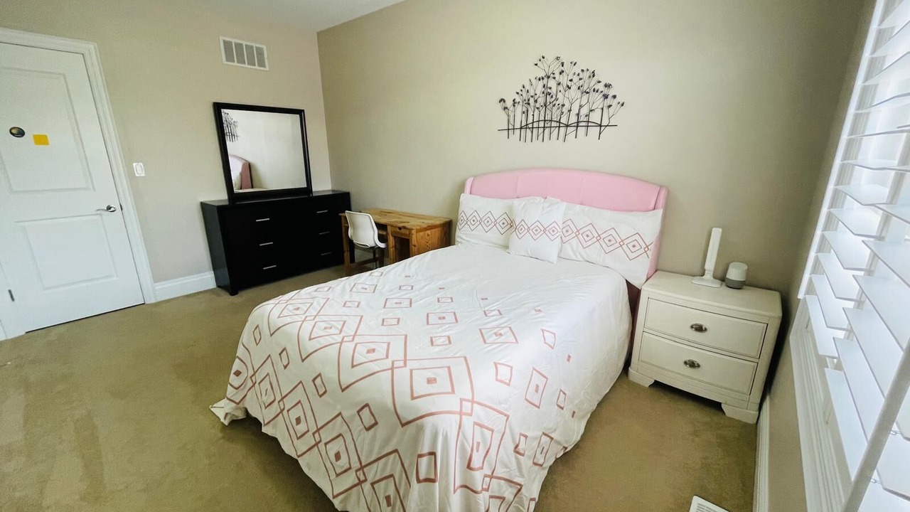 Photo of Bedroom in Gormley