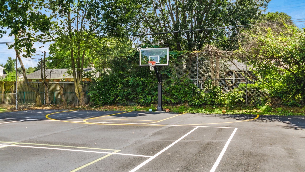 Photo of Others in Northwest Columbus