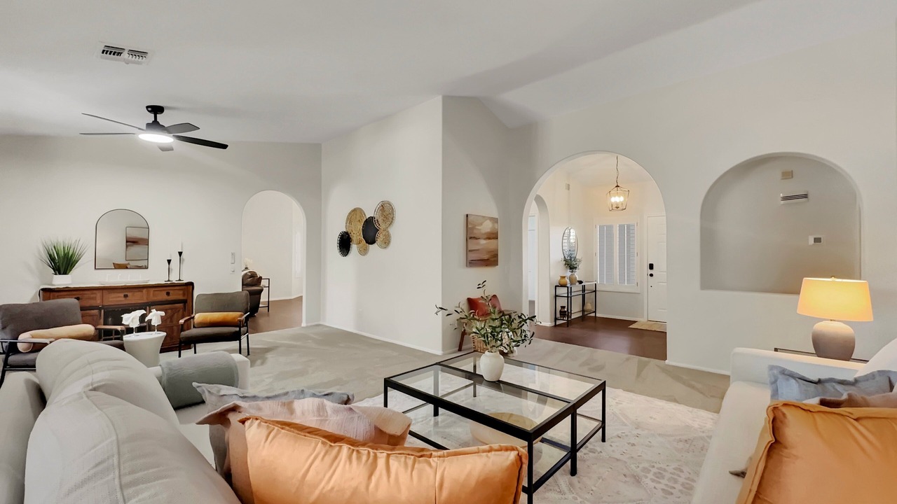Photo of Livingroom in Oakwood